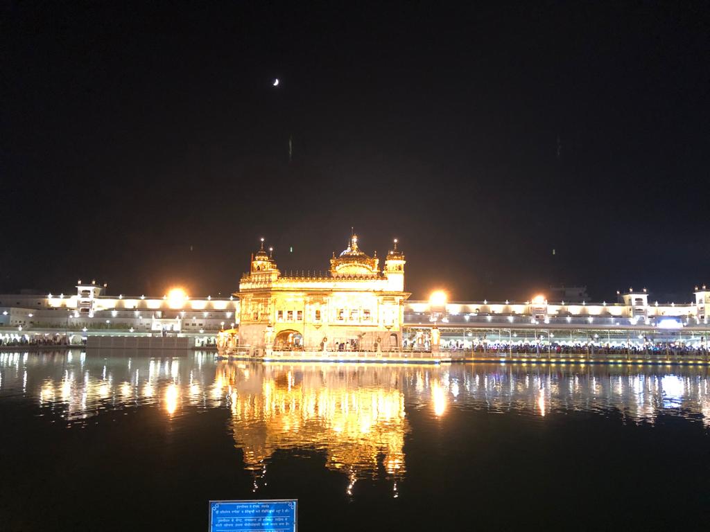 The Golden Temple - Amritsar - India - Isa Alemdag